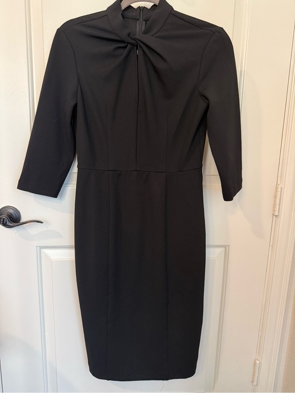 Donna Morgan Black Twist-Knot Keyhole Sheath Dress Size 4